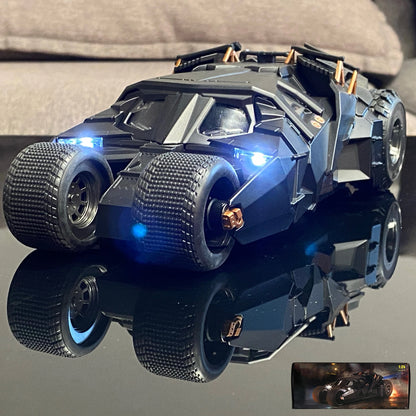 1:24 Batmobile Tumbler Alloy Die Casting Truck Model Sound & Light Start Sprayable Childrens Toys Birthday Present for Childrens